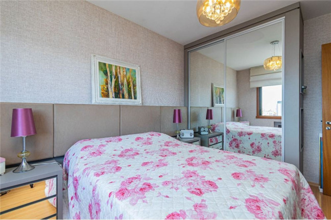 Imagem Apartamento com 3 Quartos à Venda, 120 m² em Menino Deus - Porto Alegre