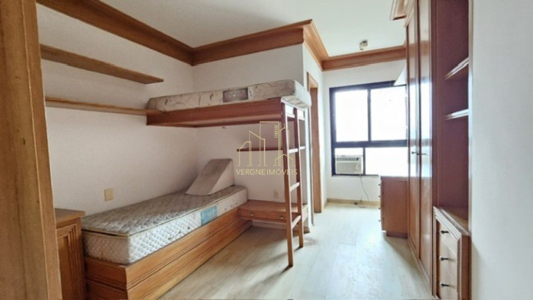 Imagem Imóvel com 4 Quartos à Venda, 215 m² em Candeal - Salvador Imagem Imóvel com 4 Quartos à Venda, 215 m² em Candeal - Salvador