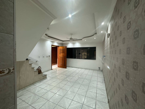 Imagem Casa com 4 Quartos à Venda, em Jardim Maia - São Paulo Imagem Casa com 4 Quartos à Venda, em Jardim Maia - São Paulo