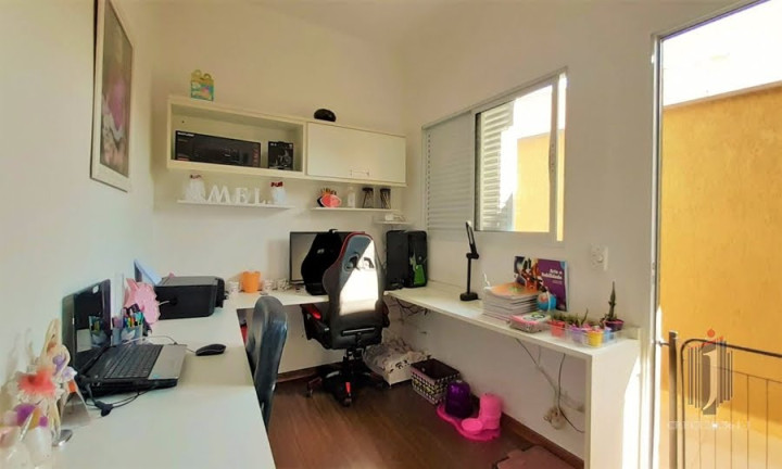 Imagem Casa com 3 Quartos à Venda, 200 m² em Vila Monumento - São Paulo