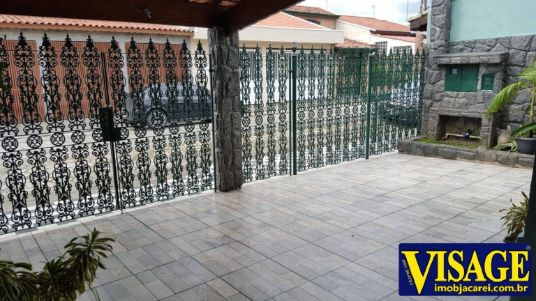 Imagem Casa com 3 Quartos à Venda, em Vila Martinez - Jacareí Imagem Casa com 3 Quartos à Venda, em Vila Martinez - Jacareí