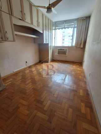 Imagem Imóvel com 3 Quartos à Venda, 147 m² em Icaraí - Niterói Imagem Imóvel com 3 Quartos à Venda, 147 m² em Icaraí - Niterói