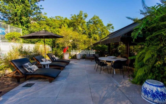 Imagem Casa com 4 Quartos à Venda ou Locação, 520 m² em Jardim Europa - São Paulo Imagem Casa com 4 Quartos à Venda ou Locação, 520 m² em Jardim Europa - São Paulo