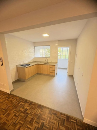 Imagem Apartamento com 3 Quartos à Venda, 96 m² em água Verde - Curitiba Imagem Apartamento com 3 Quartos à Venda, 96 m² em água Verde - Curitiba