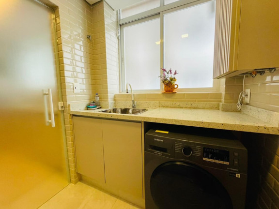 Imagem Apartamento com 3 Quartos à Venda, 147 m² em Gonzaga - Santos Imagem Apartamento com 3 Quartos à Venda, 147 m² em Gonzaga - Santos