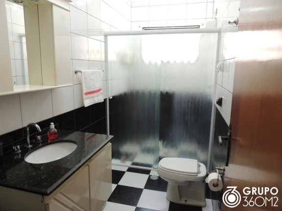 Imagem Casa com 2 Quartos à Venda, 257 m² em Vila Cecília Maria - Santo André Imagem Casa com 2 Quartos à Venda, 257 m² em Vila Cecília Maria - Santo André