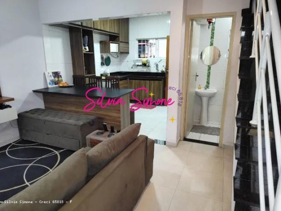 Imagem Casa com 2 Quartos à Venda, 80 m² em Vila Voturua - São Vicente Imagem Casa com 2 Quartos à Venda, 80 m² em Vila Voturua - São Vicente