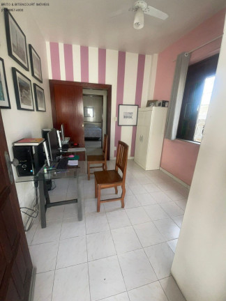 Imagem Casa com 4 Quartos à Venda, 180 m² em Daniel Lisboa - Salvador