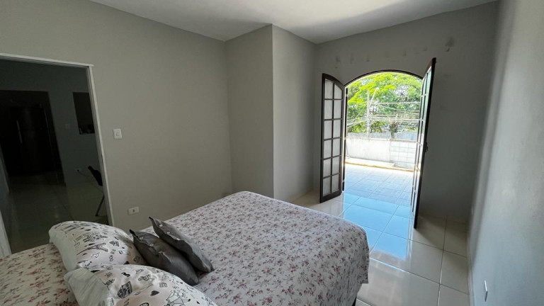 Imagem Sobrado com 3 Quartos à Venda, 156 m² em Vila Odete - Poá