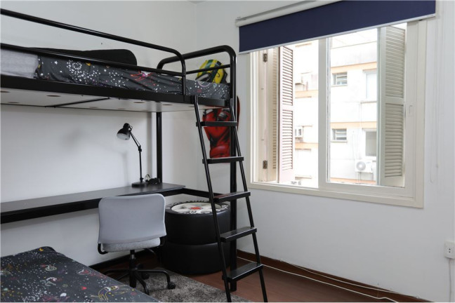 Imagem Imóvel com 2 Quartos à Venda, em Mont Serrat - Porto Alegre Imagem Imóvel com 2 Quartos à Venda, em Mont Serrat - Porto Alegre