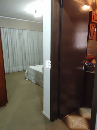 Imagem Casa com 5 Quartos à Venda, 200 m² em Nossa Senhora De Lourdes - Santa Maria Imagem Casa com 5 Quartos à Venda, 200 m² em Nossa Senhora De Lourdes - Santa Maria