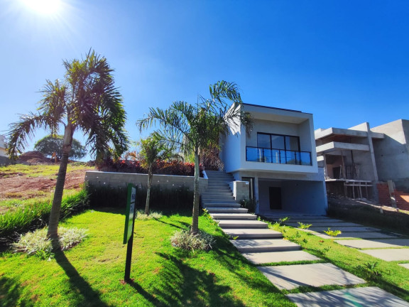 Casa com 3 Quartos à Venda, 198 m² em Ninho Verde I - Porangaba