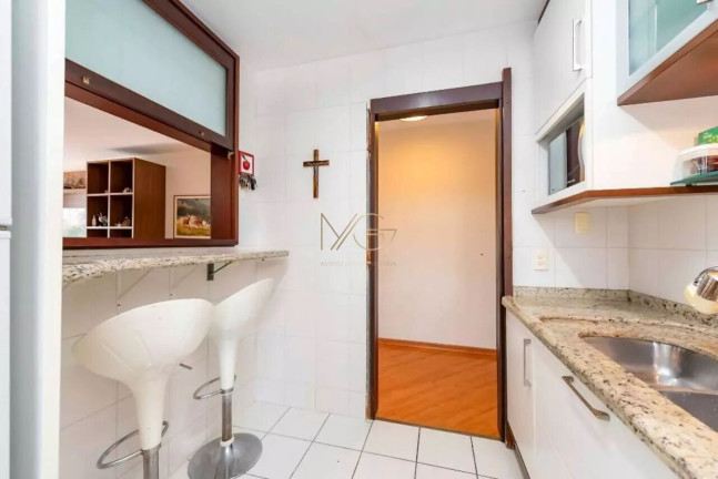 Imagem Apartamento com 3 Quartos à Venda, 95 m² em água Verde - Curitiba Imagem Apartamento com 3 Quartos à Venda, 95 m² em água Verde - Curitiba