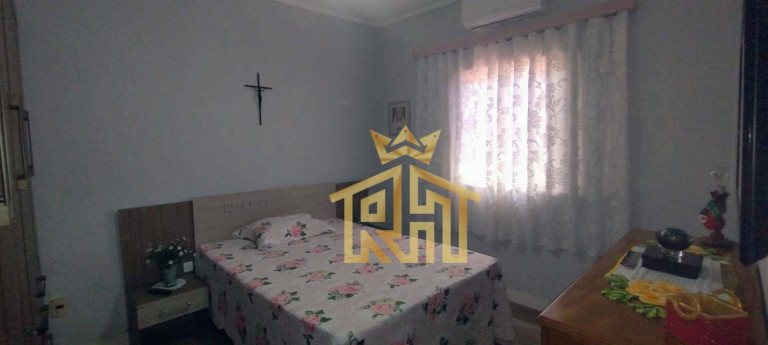 Imagem Casa com 2 Quartos à Venda, 130 m² em Vila Guilhermina - Praia Grande Imagem Casa com 2 Quartos à Venda, 130 m² em Vila Guilhermina - Praia Grande