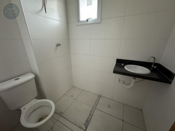 Imagem Apartamento com 2 Quartos à Venda, 68 m² em Mirim - Praia Grande