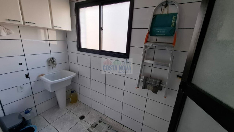Imagem Apartamento com 2 Quartos à Venda, 90 m²