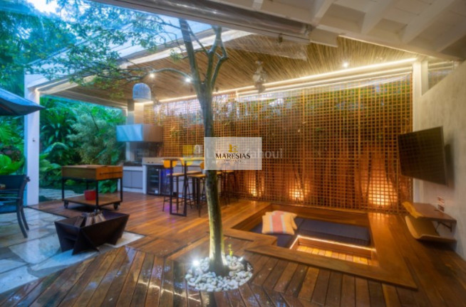 Imagem Casa com 5 Quartos à Venda, 260 m² em Maresias - São Sebastião