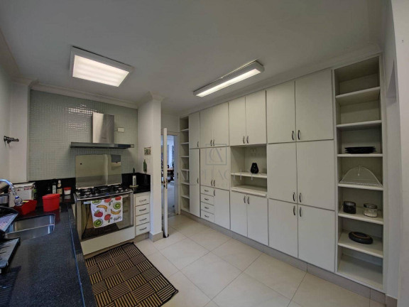 Imagem Casa com 3 Quartos à Venda, 600 m² em Residencial Tamboré - Barueri