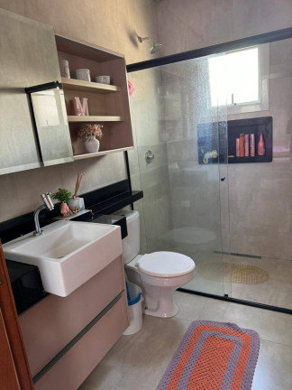 Imagem Casa com 3 Quartos para Alugar, 375 m² em Jardim Imperial - Cuiabá Imagem Casa com 3 Quartos para Alugar, 375 m² em Jardim Imperial - Cuiabá