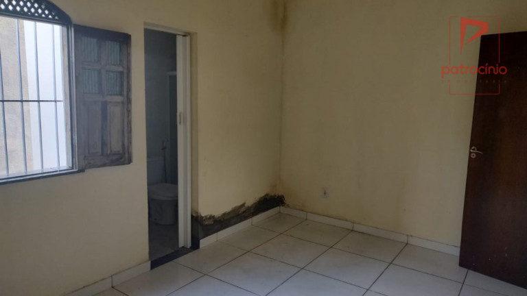 Imagem Casa com 3 Quartos à Venda, 203 m² em Tomba - Feira De Santana