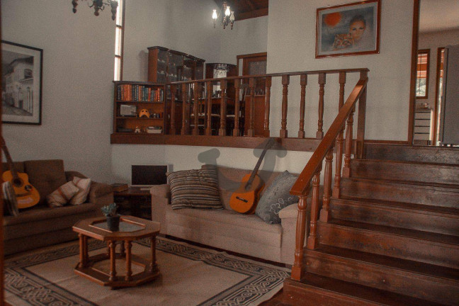 Imagem Casa com 3 Quartos à Venda, 230 m² em Santo Inácio - Santa Cruz Do Sul Imagem Casa com 3 Quartos à Venda, 230 m² em Santo Inácio - Santa Cruz Do Sul