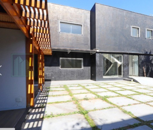 Imóvel à Venda, 880 m² em Jardim Europa - São Paulo