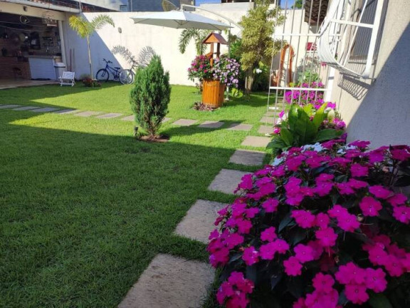 Imagem Casa com 3 Quartos à Venda, 94 m² em Itapebussu - Guarapari