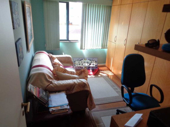 Imagem Apartamento com 3 Quartos à Venda, 110 m² em Agriões - Teresópolis