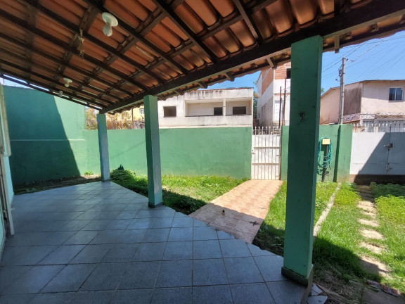 Imagem Casa com 6 Quartos à Venda, 200 m² em Perocão - Guarapari