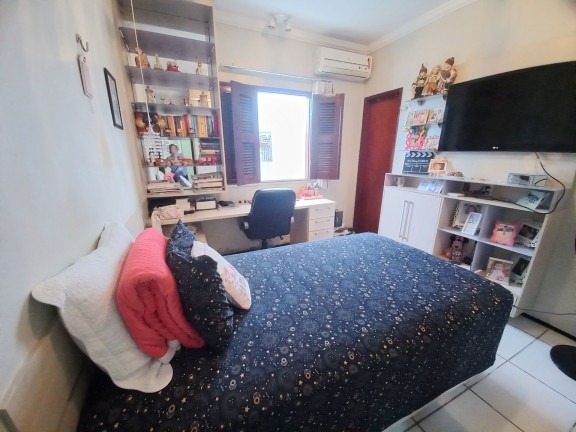 Imagem Casa com 3 Quartos à Venda, 130 m² em Engenheiro Luciano Cavalcante - Fortaleza Imagem Casa com 3 Quartos à Venda, 130 m² em Engenheiro Luciano Cavalcante - Fortaleza