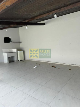 Imagem Casa com 4 Quartos à Venda, 150 m² em Balneário Perequê - Porto Belo Imagem Casa com 4 Quartos à Venda, 150 m² em Balneário Perequê - Porto Belo