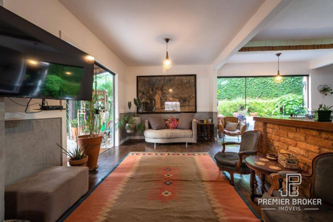Imagem Casa com 3 Quartos à Venda, 180 m² em Parque Do Imbui - Teresópolis Imagem Casa com 3 Quartos à Venda, 180 m² em Parque Do Imbui - Teresópolis