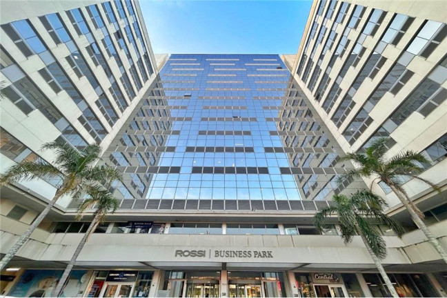 Sala Comercial à Venda,  em Jardim Botânico - Porto Alegre