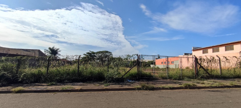 Imagem Terreno à Venda, 900 m² em Jardim Esmeralda - Limeira Imagem Terreno à Venda, 900 m² em Jardim Esmeralda - Limeira