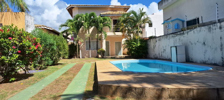 Casa com 4 Quartos à Venda, 220 m² em Miragem - Lauro De Freitas