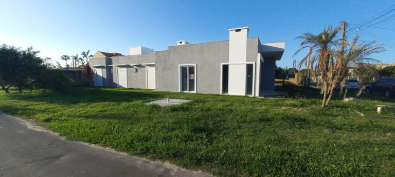 Imagem Casa com 3 Quartos à Venda, 95 m² em Zona Norte - Capao Da Canoa Imagem Casa com 3 Quartos à Venda, 95 m² em Zona Norte - Capao Da Canoa