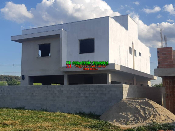 Imagem Casa com 4 Quartos à Venda, 252 m² em Bairro Da Floresta - São José Dos Campos Imagem Casa com 4 Quartos à Venda, 252 m² em Bairro Da Floresta - São José Dos Campos