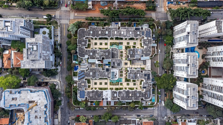 Imagem Casa com 4 Quartos à Venda, em Campo Belo - São Paulo Imagem Casa com 4 Quartos à Venda, em Campo Belo - São Paulo
