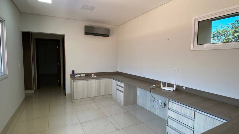 Imagem Casa com 3 Quartos para Alugar, em Jardim Imperial - Cuiabá Imagem Casa com 3 Quartos para Alugar, em Jardim Imperial - Cuiabá