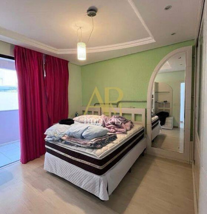 Imagem Casa com 3 Quartos à Venda, 270 m² em Barreiros - São José Imagem Casa com 3 Quartos à Venda, 270 m² em Barreiros - São José