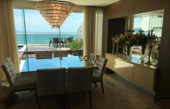 Imagem Apartamento com 3 Quartos à Venda, 375 m² em Centro - Balneário Camboriú