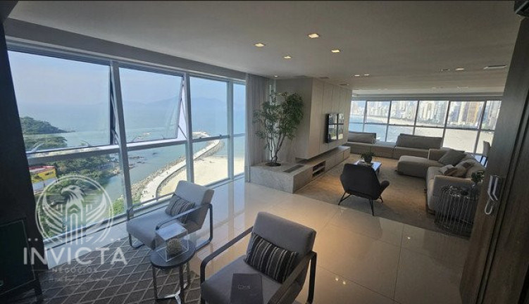 Imagem Apartamento com 5 Quartos à Venda, 283 m² em Pioneiros - Balneário Camboriú Imagem Apartamento com 5 Quartos à Venda, 283 m² em Pioneiros - Balneário Camboriú