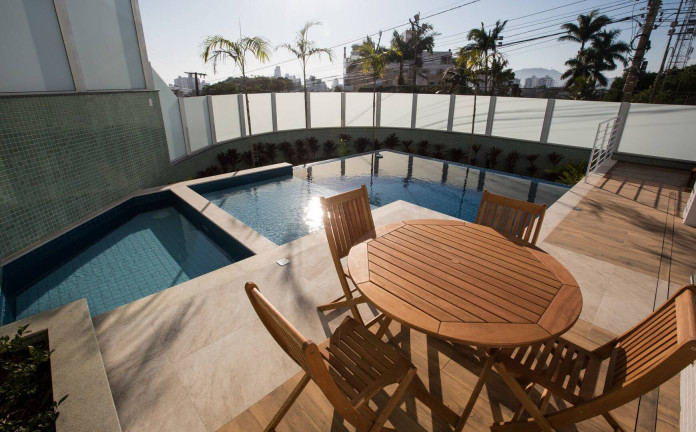 Apartamento com 3 Quartos à Venda, 131 m² em Estreito - Florianópolis