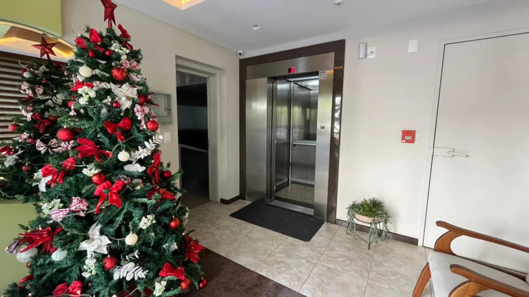 Imagem Cobertura com 3 Quartos à Venda, 180 m² em Centro - Balneário Camboriú