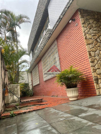 Casa com 5 Quartos à Venda, 214 m² em Centro - Niterói