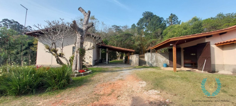 Imagem Chácara com 3 Quartos à Venda, 690 m² em Centro - São Roque