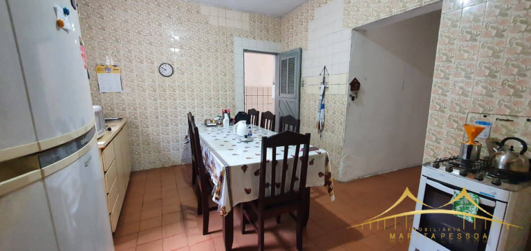 Imagem Casa com 5 Quartos à Venda, 273 m² em Alecrim - Natal Imagem Casa com 5 Quartos à Venda, 273 m² em Alecrim - Natal