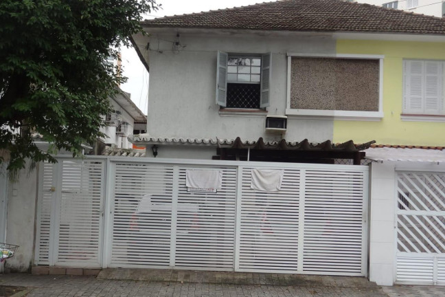 Imagem Casa com 4 Quartos à Venda, 210 m² em Boqueirão - Santos