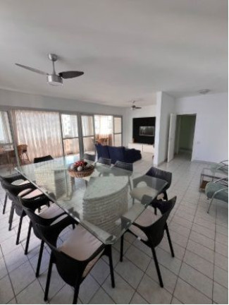 Apartamento com 4 Quartos à Venda, 240 m² em Pitangueiras - Guarujá