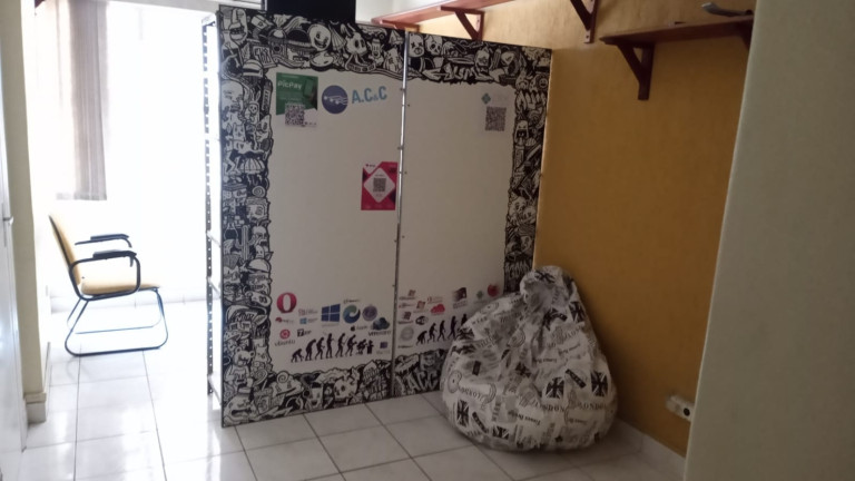 Sala Comercial à Venda,  em Centro - Pindamonhangaba